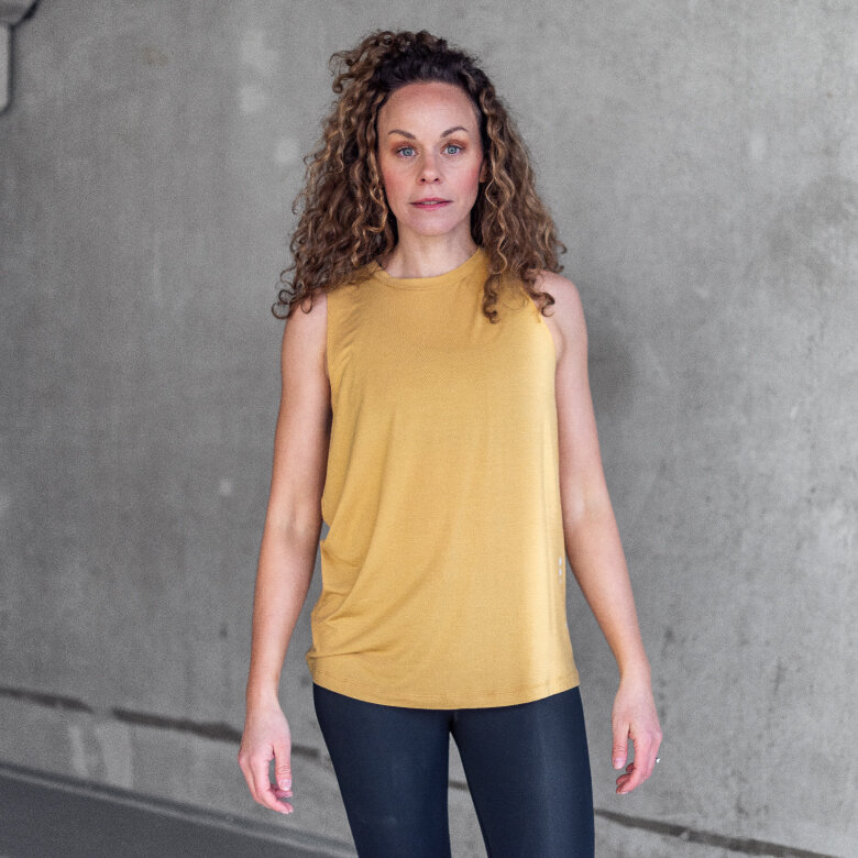 Jenny singlet - golden yellow